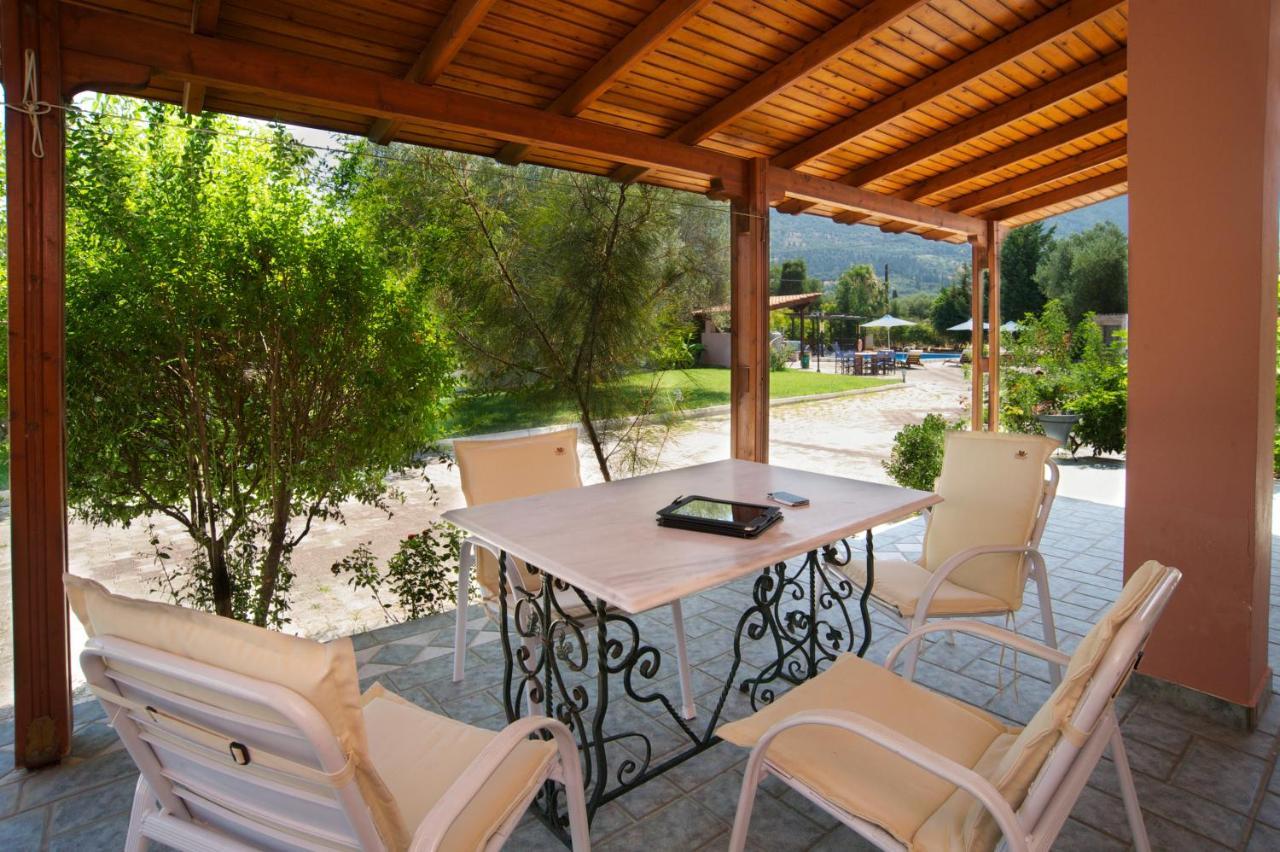 Emily Sami (Kefalonia)